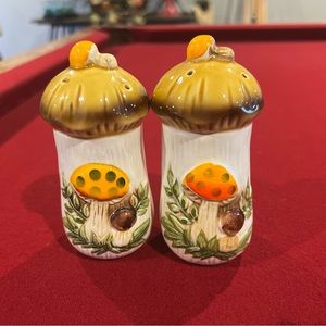 Vintage Mushroom Salt and Pepper Shakers